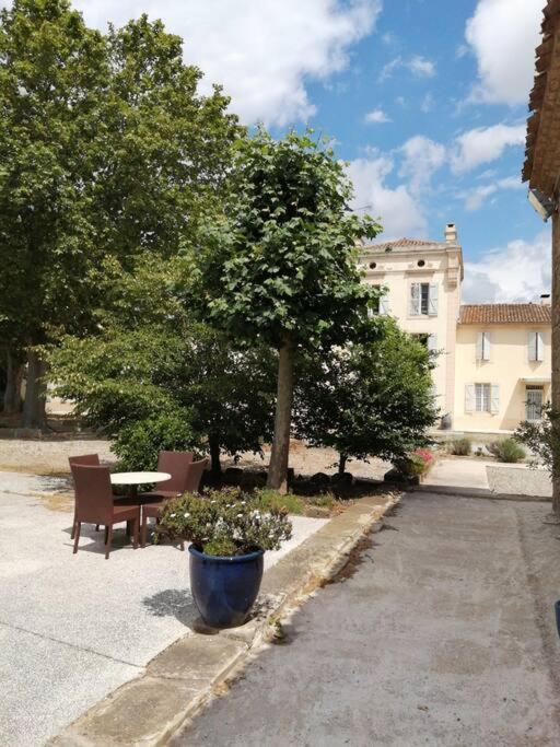 Le Soleil D Eugenie Appartement Dans Residence Avec Piscine Commune Pres De Carcassonne Olonzac Экстерьер фото