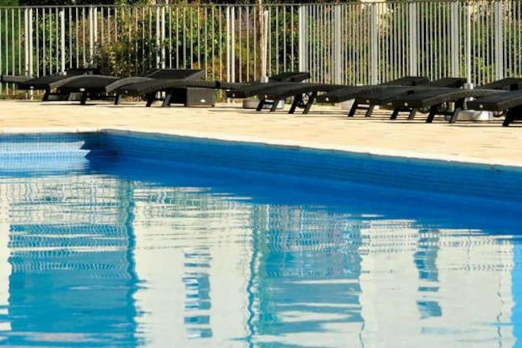 Le Soleil D Eugenie Appartement Dans Residence Avec Piscine Commune Pres De Carcassonne Olonzac Экстерьер фото