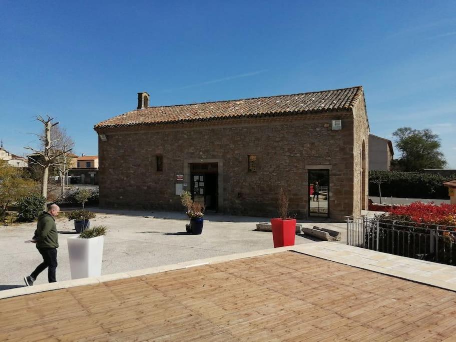 Le Soleil D Eugenie Appartement Dans Residence Avec Piscine Commune Pres De Carcassonne Olonzac Экстерьер фото