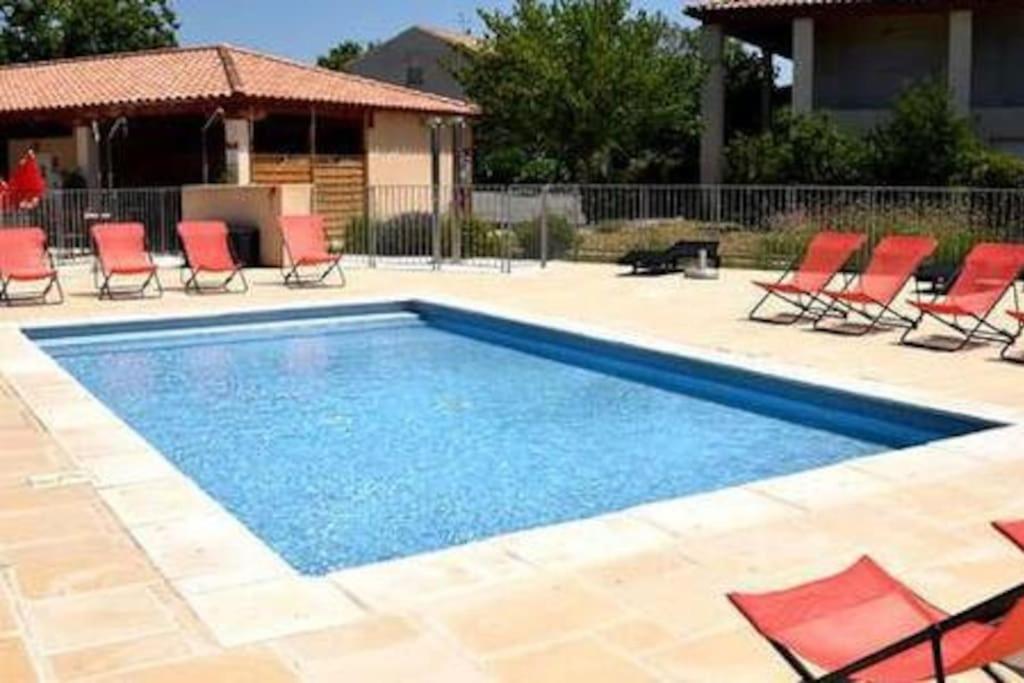 Le Soleil D Eugenie Appartement Dans Residence Avec Piscine Commune Pres De Carcassonne Olonzac Экстерьер фото